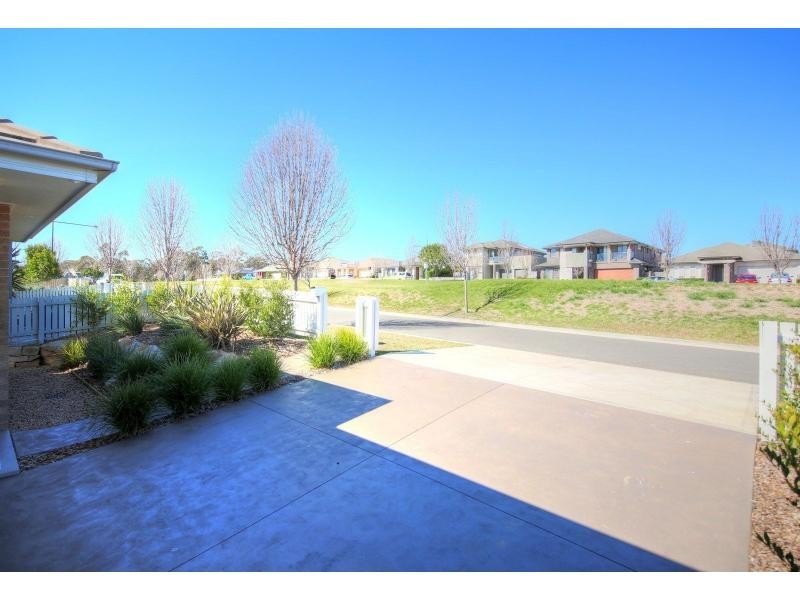5 Maloney Chase, Wilton NSW 2571