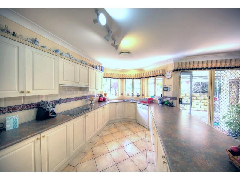 6 Bottlebrush Close, Picton NSW 2571