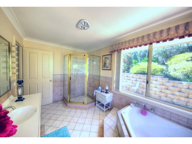 6 Bottlebrush Close, Picton NSW 2571