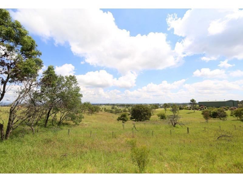 262 Donalds Range Road, Razorback NSW 2571