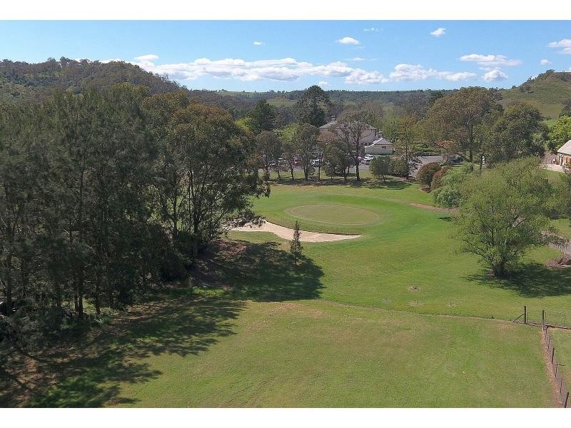 18 Coldenham Road, Picton NSW 2571