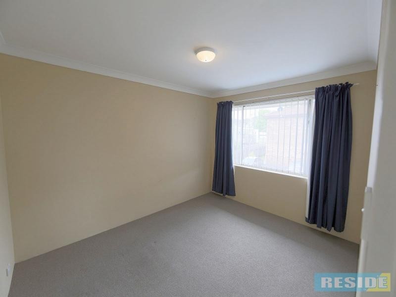 7/77 Menangle Street, Picton NSW 2571