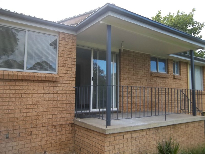 8 Elphin Street, Tahmoor NSW 2573