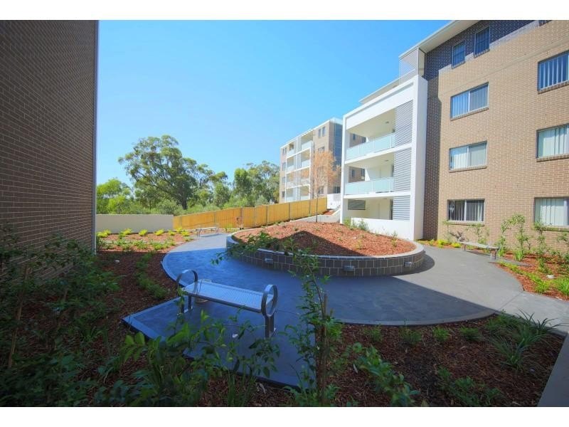 11/41 Santana Road, Campbelltown NSW 2560