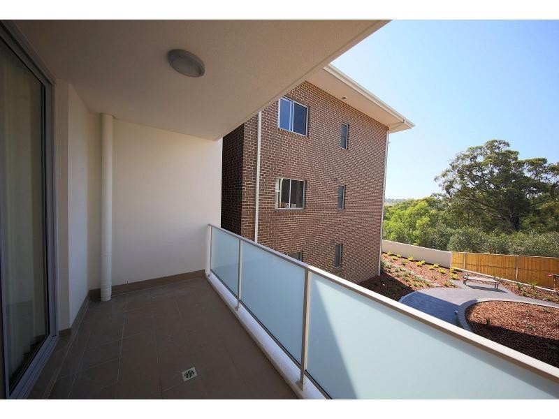11/41 Santana Road, Campbelltown NSW 2560