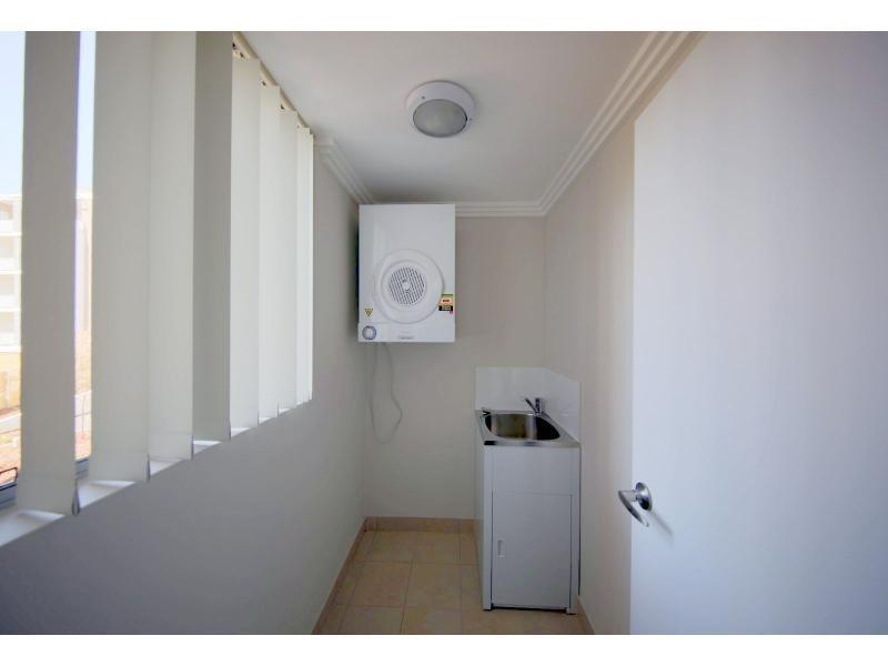 11/41 Santana Road, Campbelltown NSW 2560