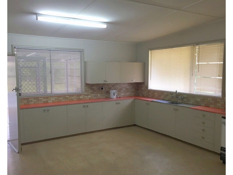 86 Westbourne Avenue, Thirlmere NSW 2572