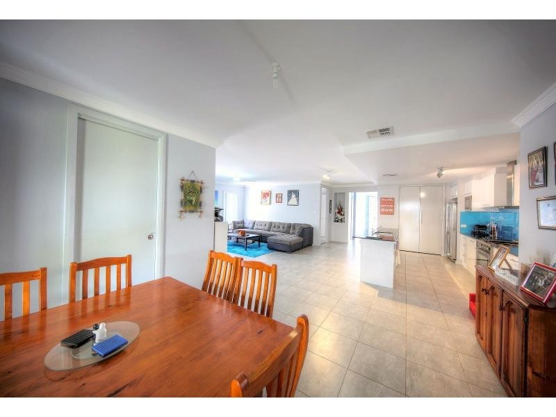 9D Wild Street, Picton NSW 2571