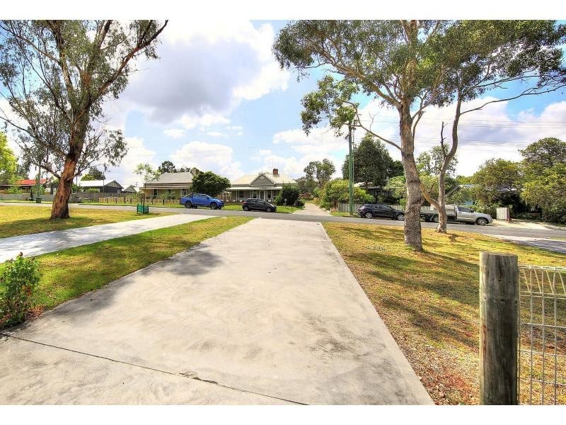 9D Wild Street, Picton NSW 2571