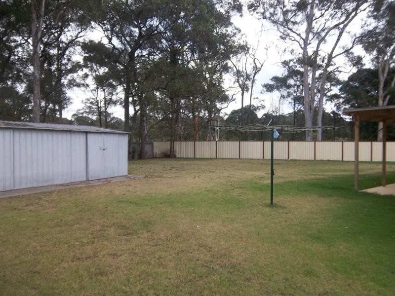 4 Robyn Place, Tahmoor NSW 2573