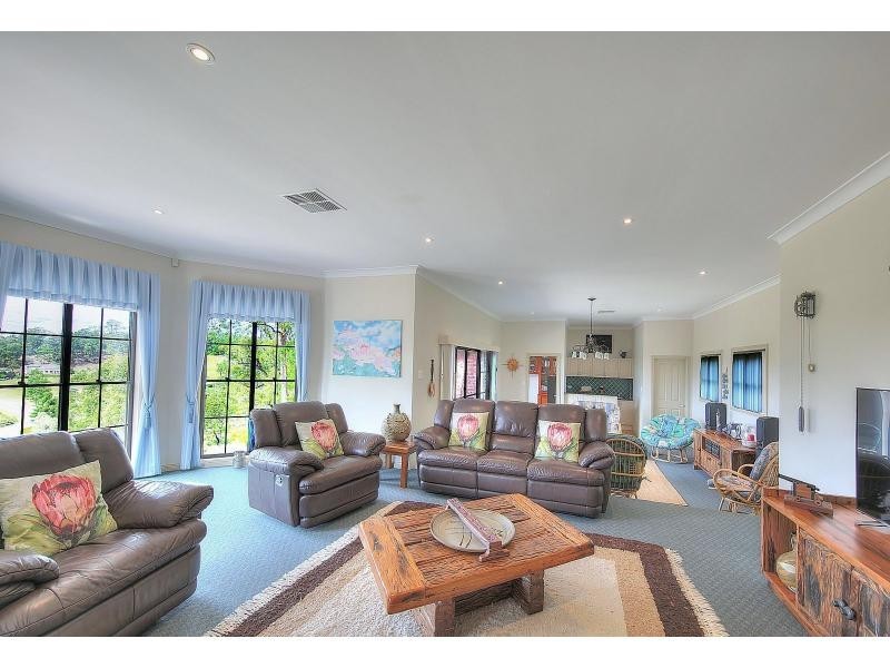 32 The Grange, Picton NSW 2571