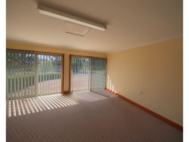 7 Mahonga Street, Tahmoor NSW 2573