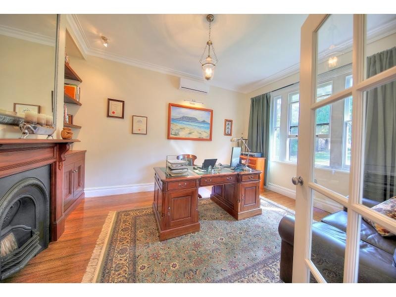 266 Argyle Street, Picton NSW 2571