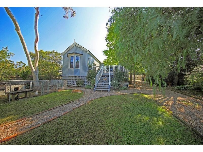 266 Argyle Street, Picton NSW 2571