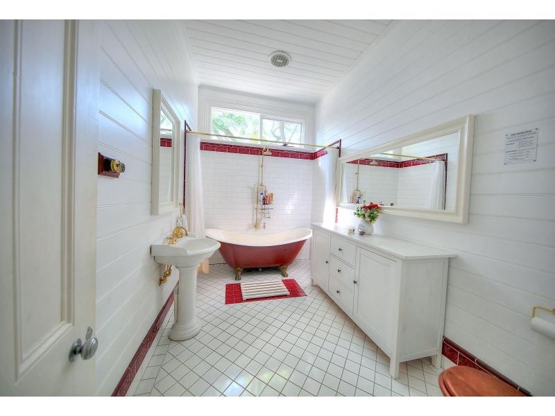 266 Argyle Street, Picton NSW 2571