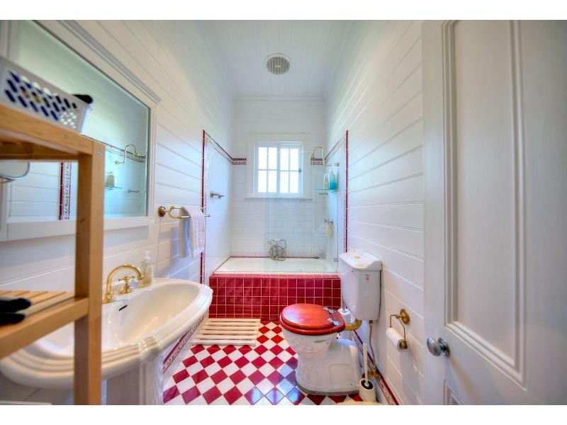 266 Argyle Street, Picton NSW 2571