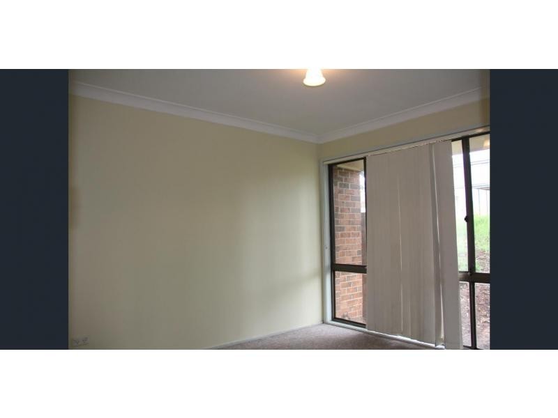 Unit 7/27 Waratah Crescent, Macquarie Fields NSW 2564
