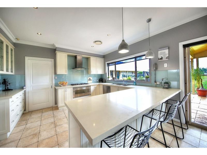 11 The Grange, Picton NSW 2571