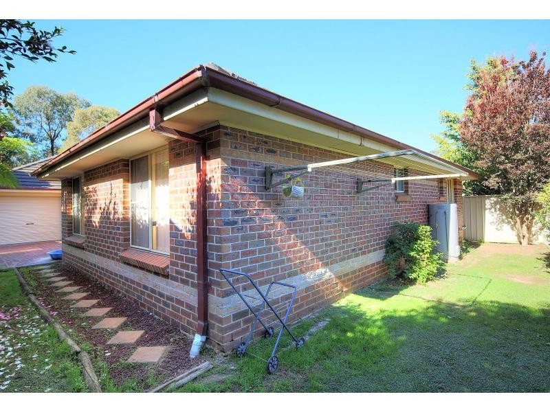 15 Solander Place, Mount Annan NSW 2567