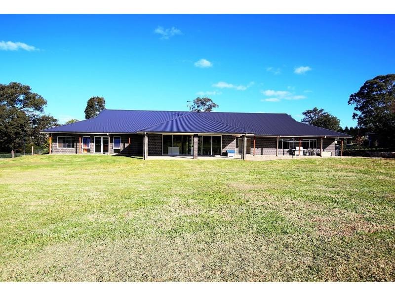 3 The Grange, Picton NSW 2571