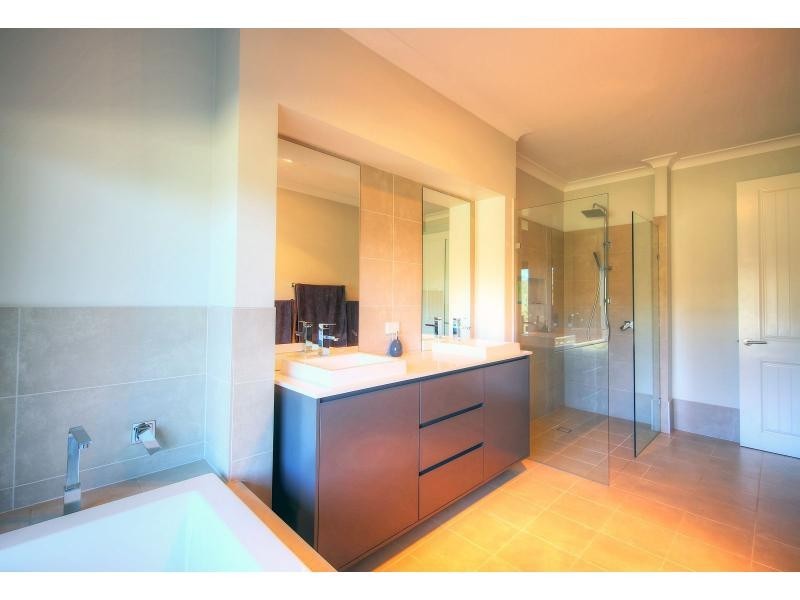 3 The Grange, Picton NSW 2571