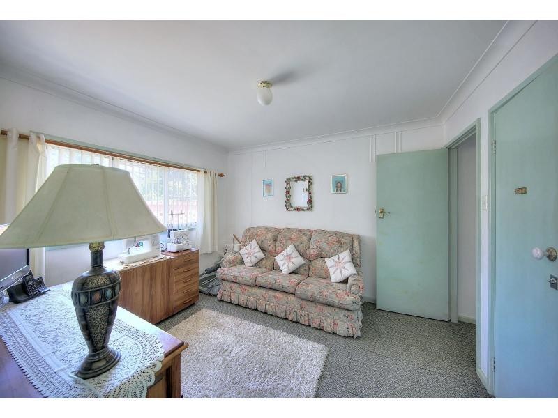 353 Thirlmere Way, Thirlmere NSW 2572