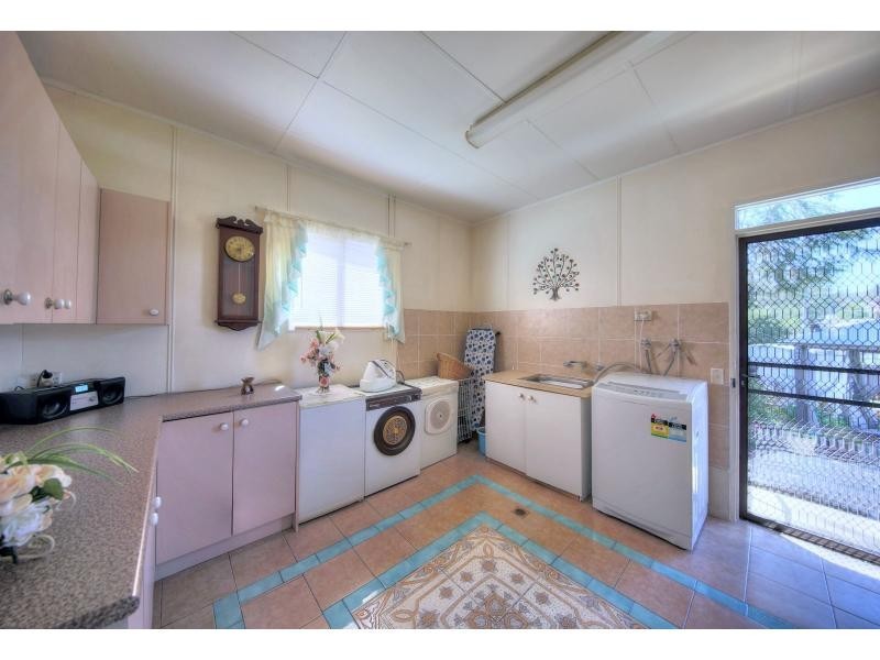 353 Thirlmere Way, Thirlmere NSW 2572