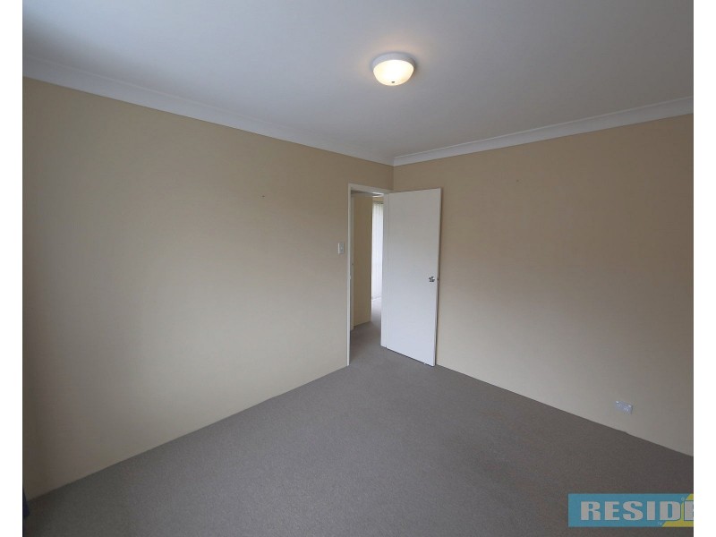 7/77 Menangle Street, Picton NSW 2571