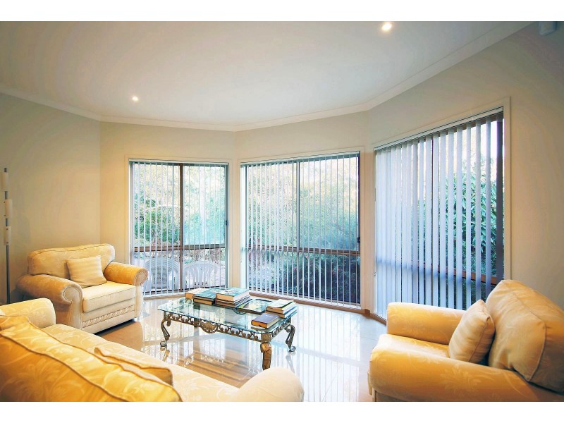 4 The Briars, Picton NSW 2571