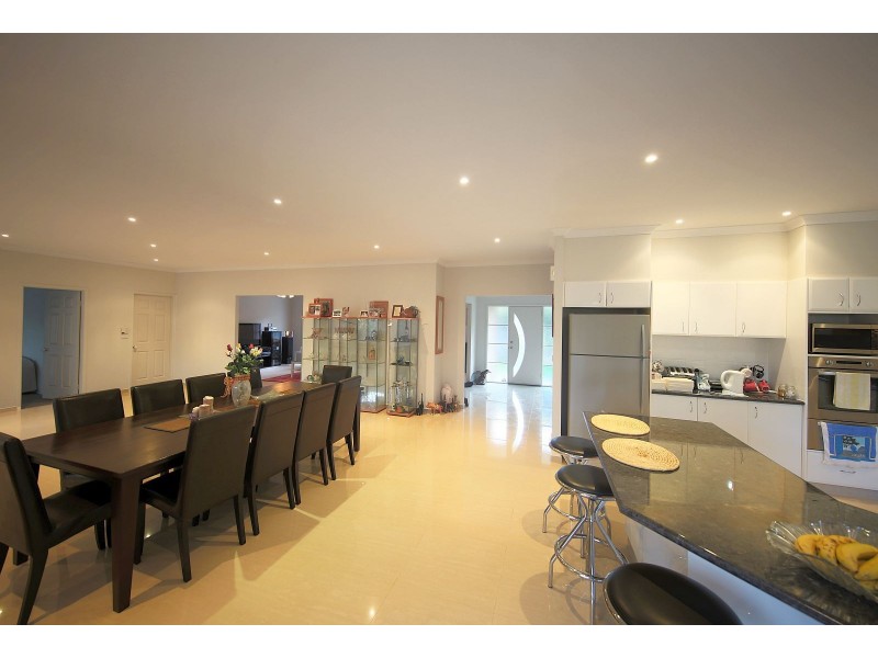 4 The Briars, Picton NSW 2571