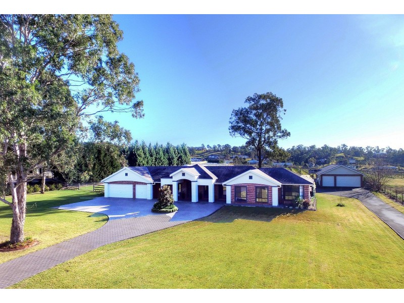 5 The Grange, Picton NSW 2571
