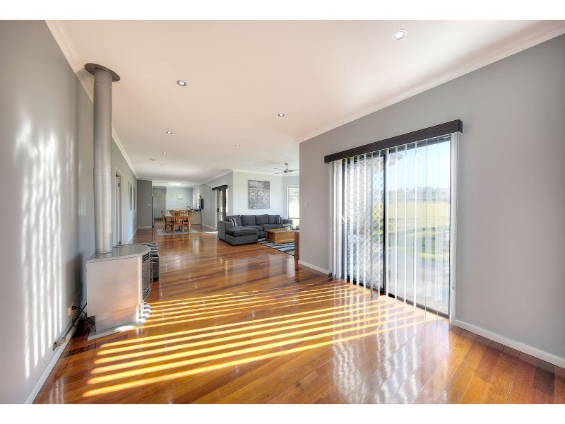 5 The Grange, Picton NSW 2571
