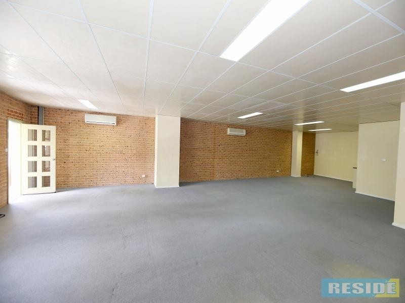 3/143 Argyle Street, Picton NSW 2571