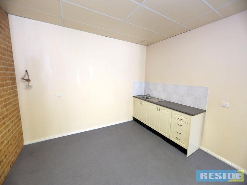 3/143 Argyle Street, Picton NSW 2571