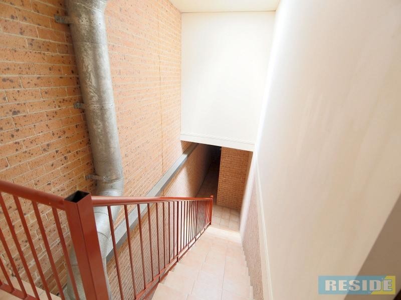 3/143 Argyle Street, Picton NSW 2571