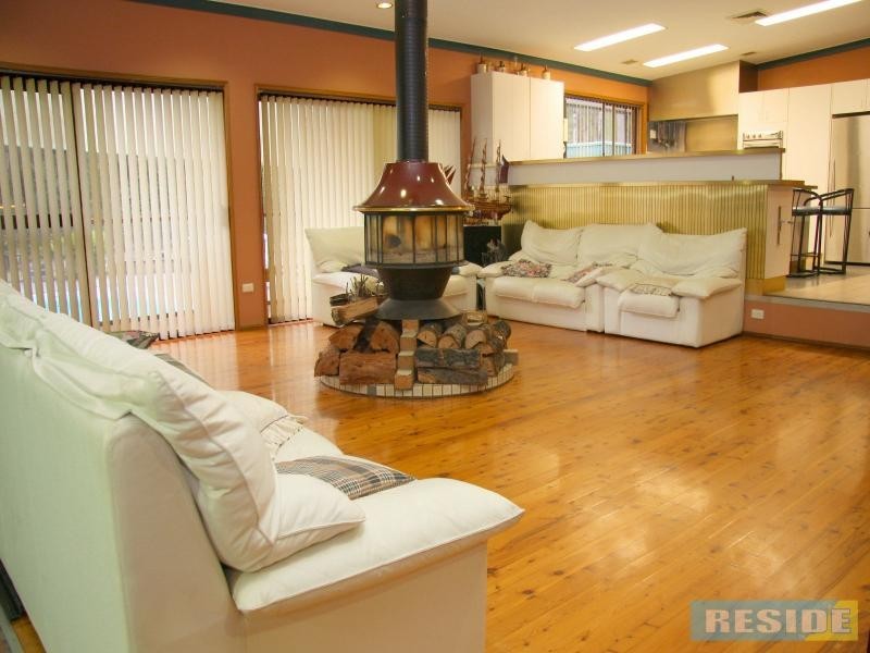 299 Bonds Road, Thirlmere NSW 2572