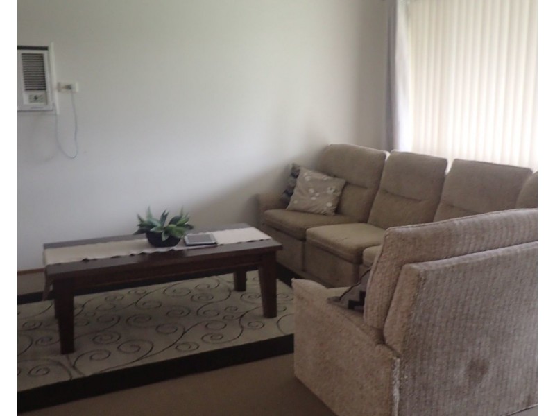 2/24 Station Street, Douglas Park NSW 2569