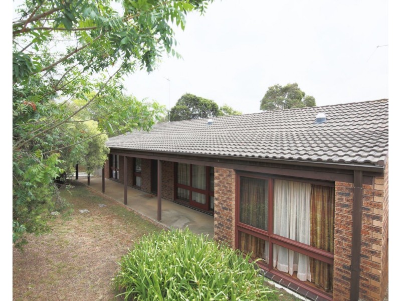 15 Middleton Place, Picton NSW 2571