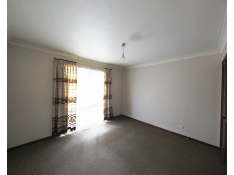 15 Middleton Place, Picton NSW 2571