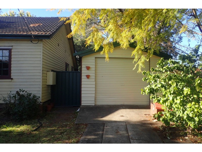 116 Waminda Ave, Campbelltown NSW 2560
