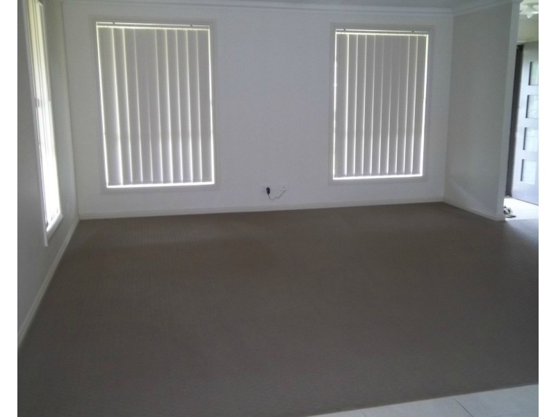 2 Thompson Place, Tahmoor NSW 2573