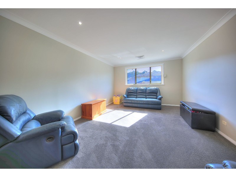 311 Mount Annan Dr, Mount Annan NSW 2567