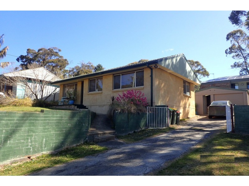 67 Cumberteen St, Hill Top NSW 2575