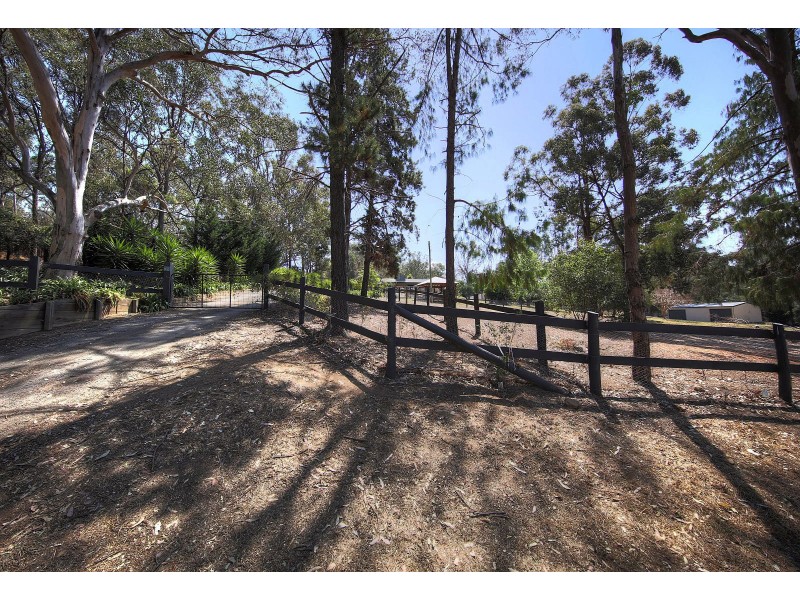 61 Koorana Rd, Picton NSW 2571