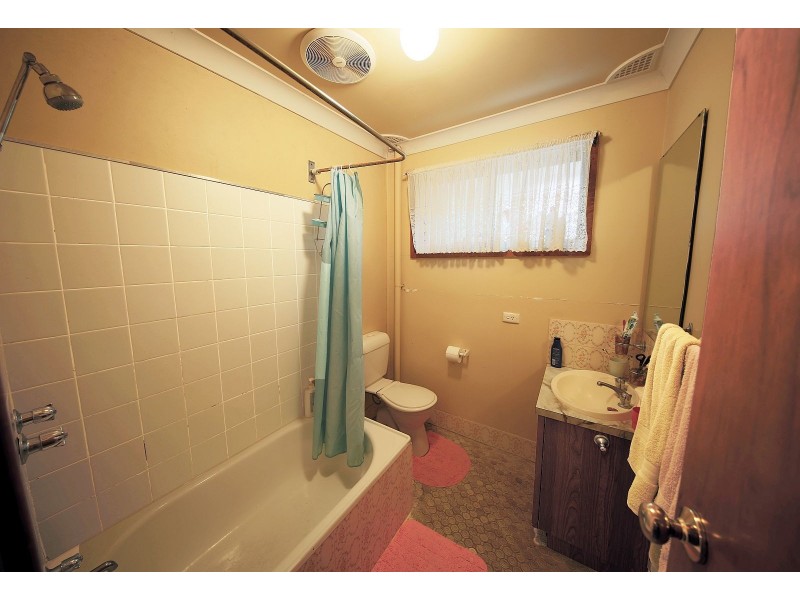 2/133 Menangle St, Picton NSW 2571