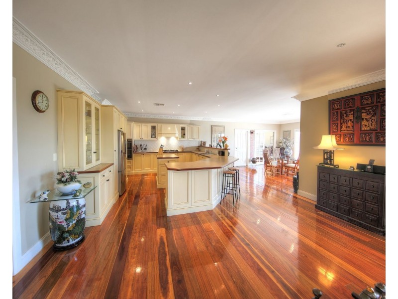 15 The Grange, Picton NSW 2571