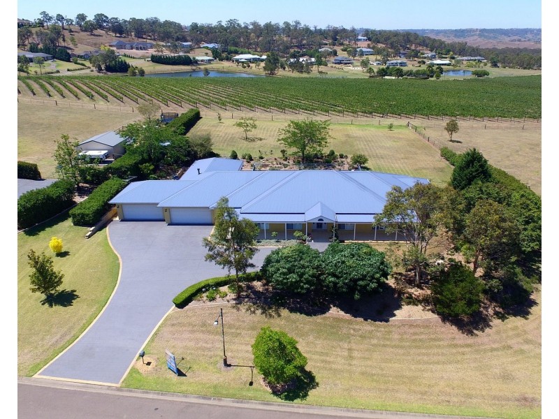 15 The Grange, Picton NSW 2571