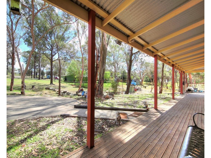 19 Mitchell Pl, Douglas Park NSW 2569