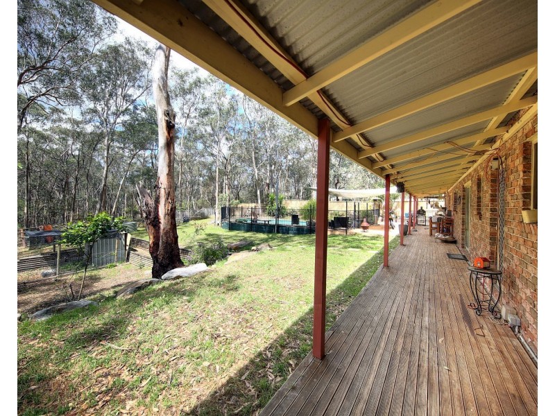 19 Mitchell Pl, Douglas Park NSW 2569