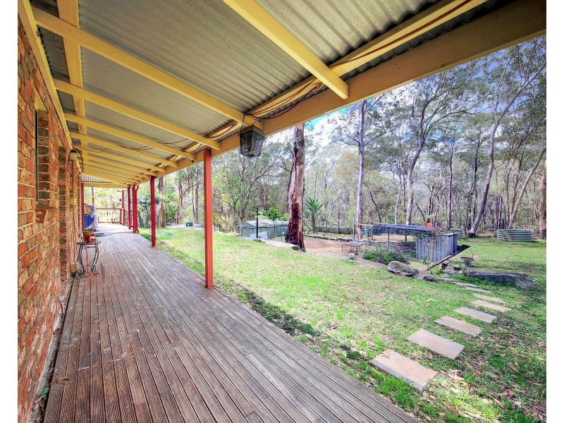 19 Mitchell Pl, Douglas Park NSW 2569